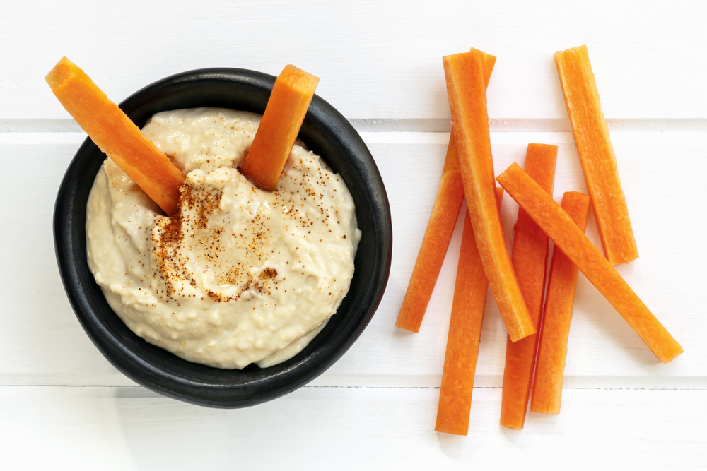 humus with vegetables is a good high protein snack